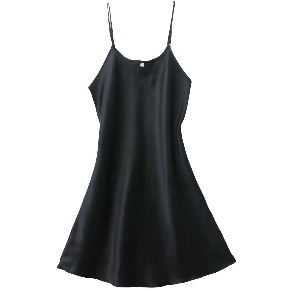 Silk camisón chemise de mujer with kimono-style robe, soft satin fabric, elegant nightwear for women.