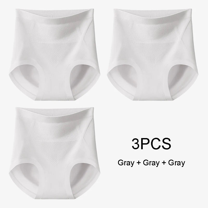 Sports underwear set with reinforced waistband, designed for comfort and support, by Corporación Turística.