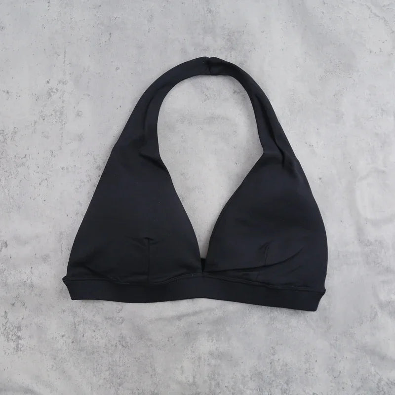 Sujetador deportivo para mujer con diseño de cuello halte...
