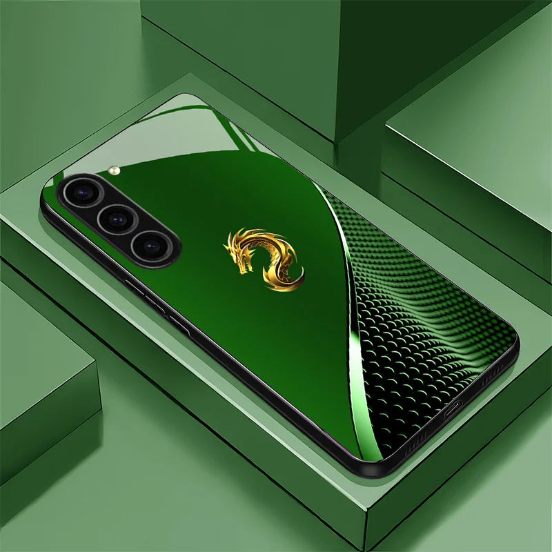 Dragon scale texture phone case for G, made by Corporación Turística, featuring a detailed, textured dragon scale pattern.