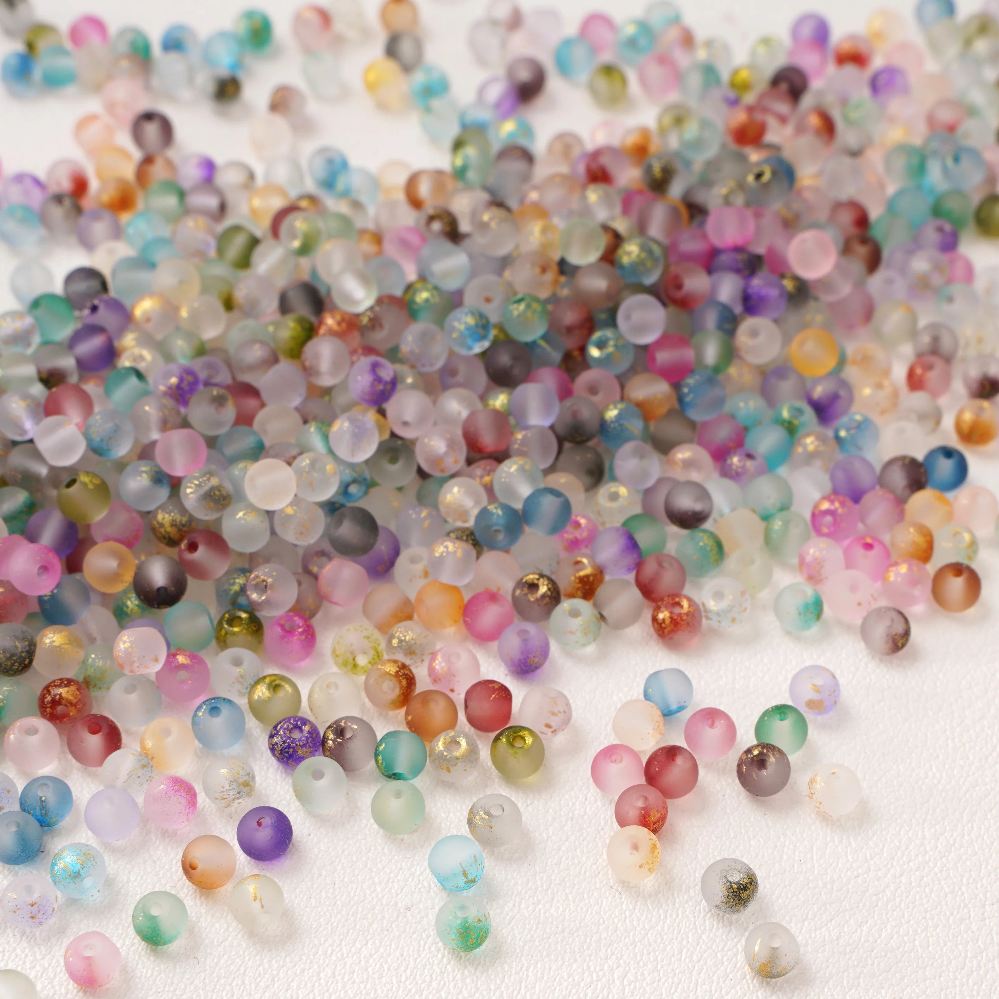 100 Uds. Cuentas de arroz de vidrio salpicadas de oro esm...