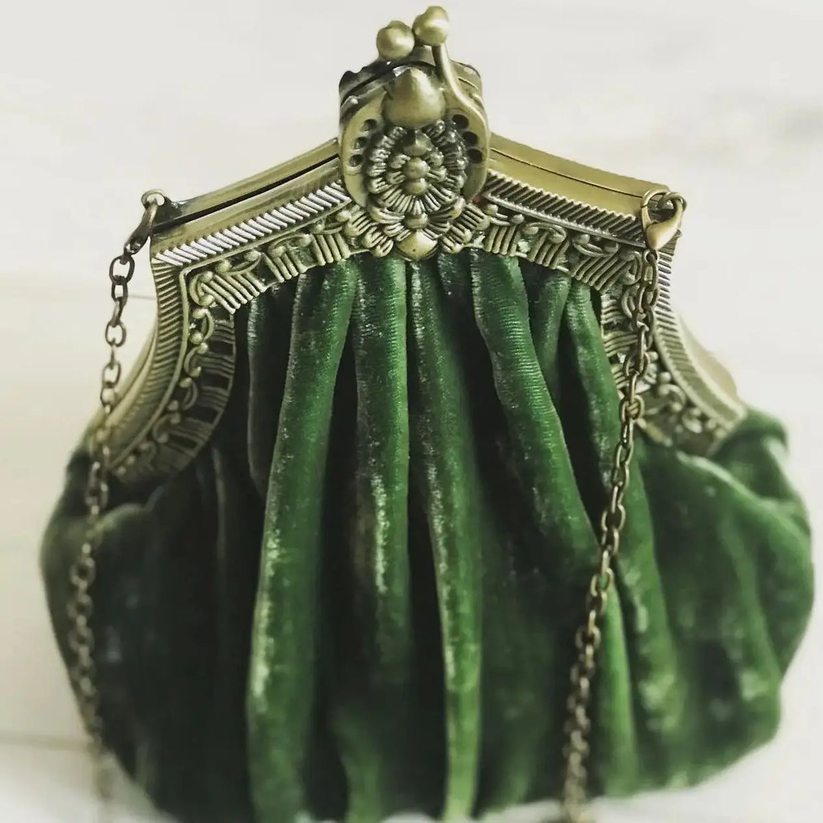 Bolso de mano vintage de terciopelo sólido con cierre de ...