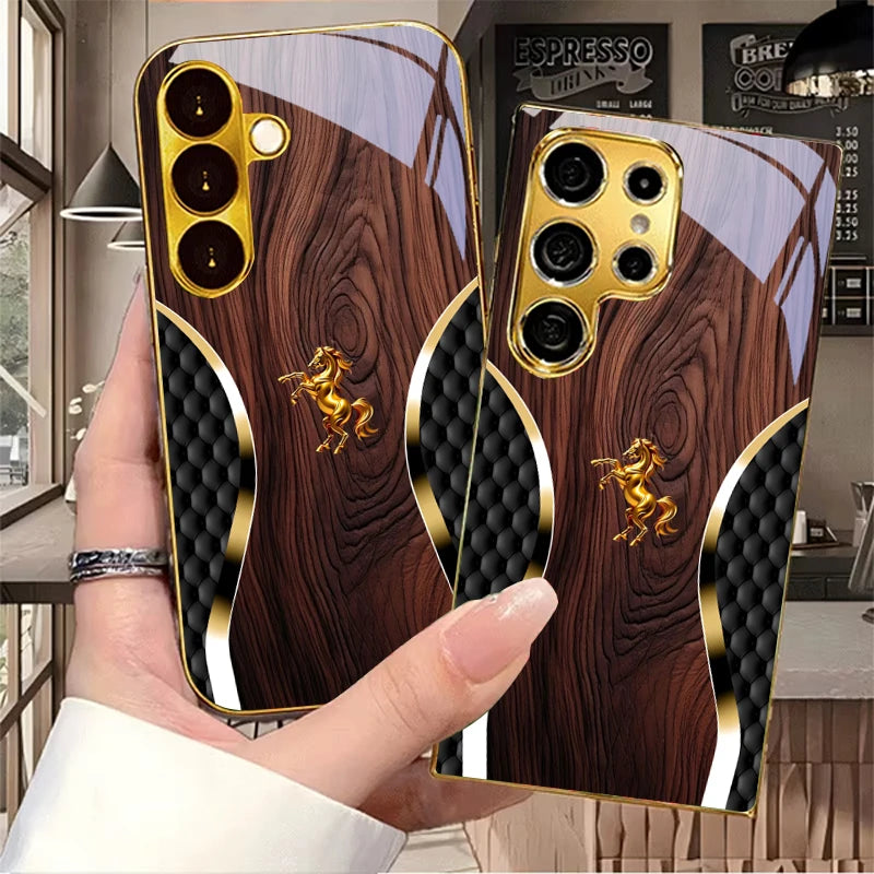 Elegant luxury phone case with gold coating from Corporación Turística, showcasing a stylish and sophisticated design.