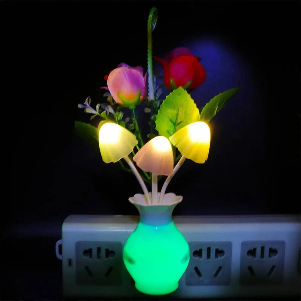 Corporación Turística 0.5W LED night light with automatic sensor, compact and energy-efficient bedside lamp in black.