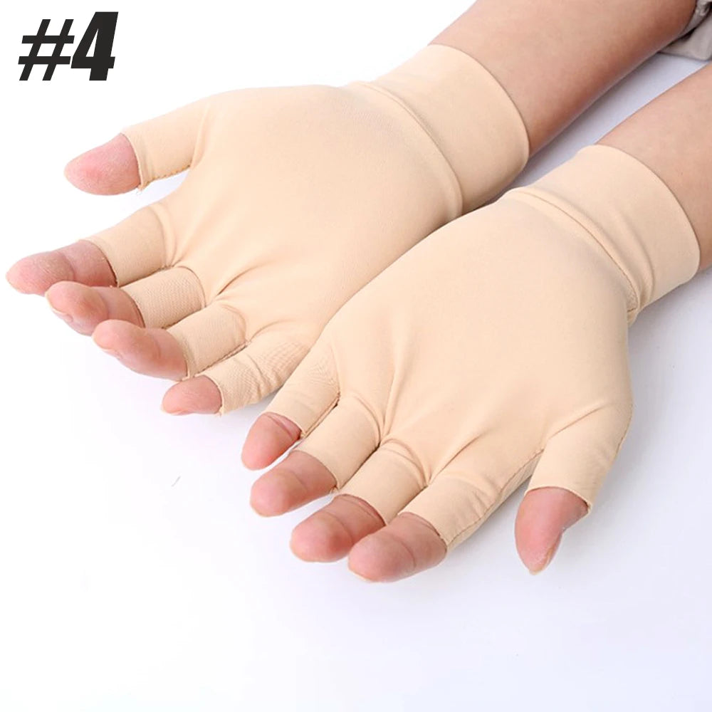 Pair of magnetic therapy gloves for arthritis relief by Corporación Turística, shown in a close-up image.