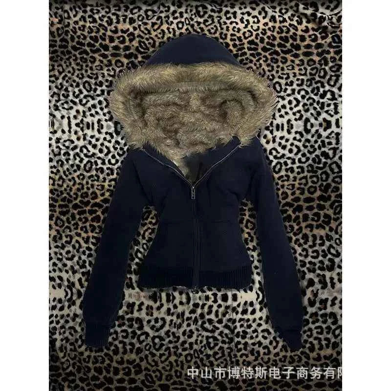 Black Nowsaa women's punk hoodie sweatshirt with vintage urban style and a comfortable hood, perfect for casual streetwear.