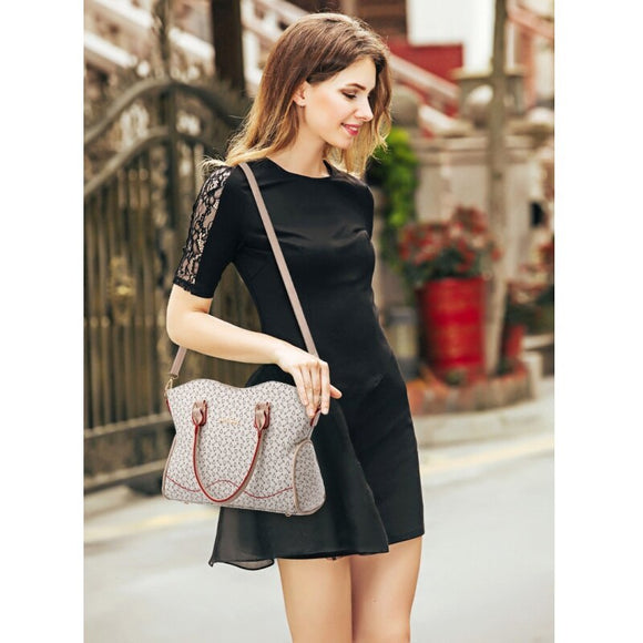 Pink Bolsos de cuero de moda by malltor sold by malltor